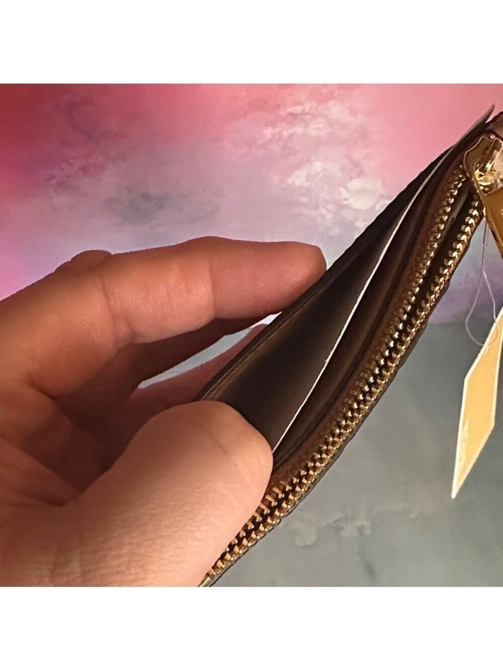 Michael Kors Jet Set Travel Medium TZ Card Case in a crocodile-embossed "Deer" - Picture 12 of 14